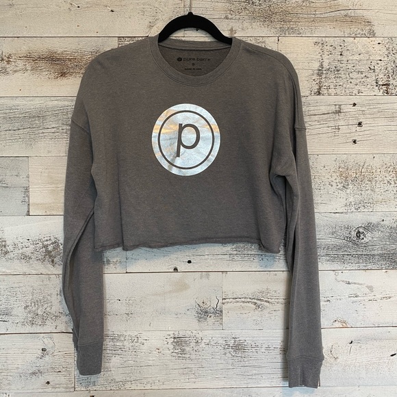 Pure Barre Circle P Cropped Pullover 